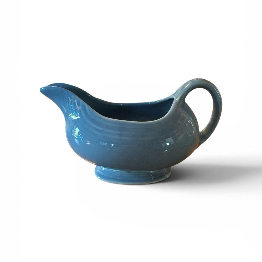Fiestaware Periwinkle Blue Gravy Boat Sauce Pitcher Vintage Homer Laughlin USA